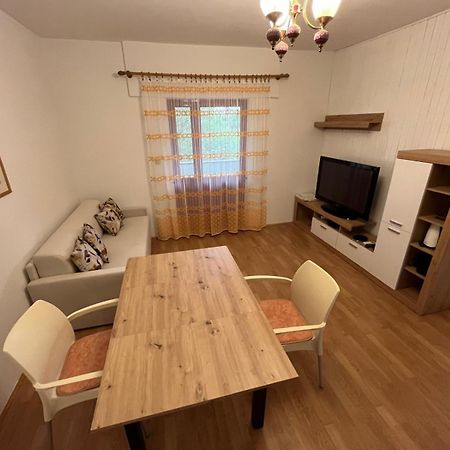 Apartmani Krunic Barbat na Rabu Exterior photo