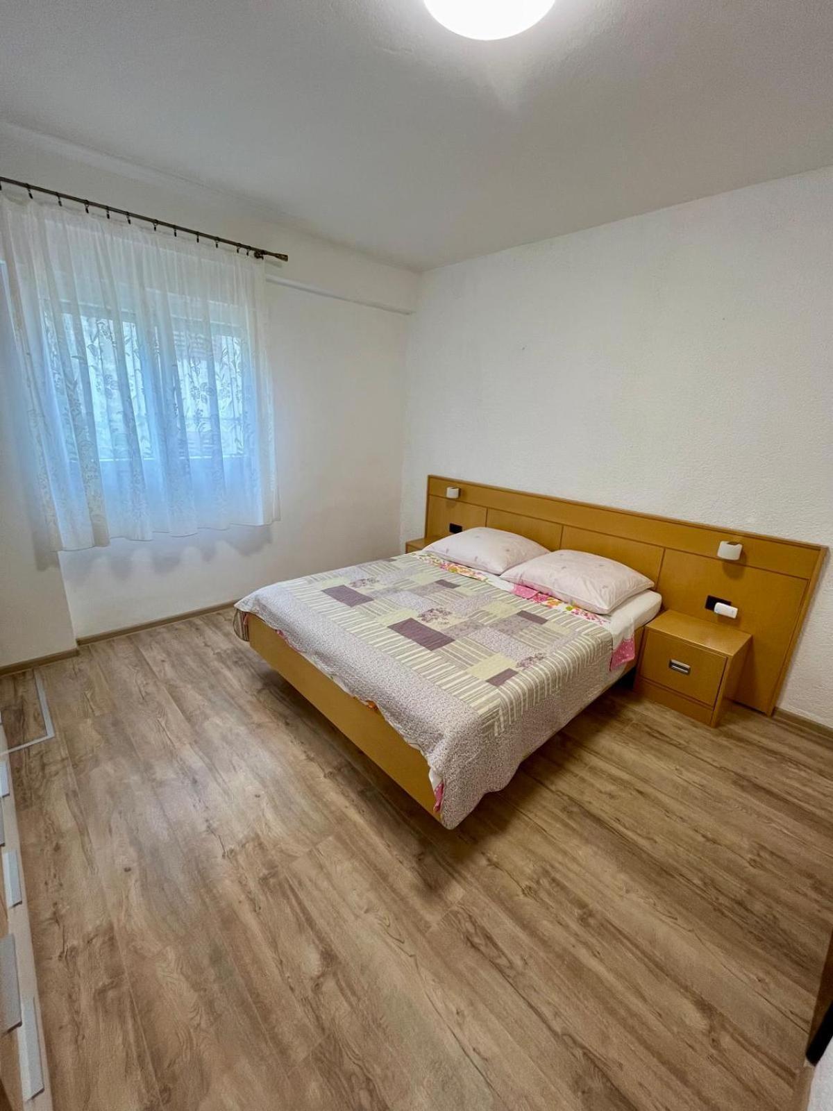 Apartmani Krunic Barbat na Rabu Exterior photo